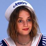 6 curiosidades sobre MAYA HAWKE, a Robin de Stranger Things!