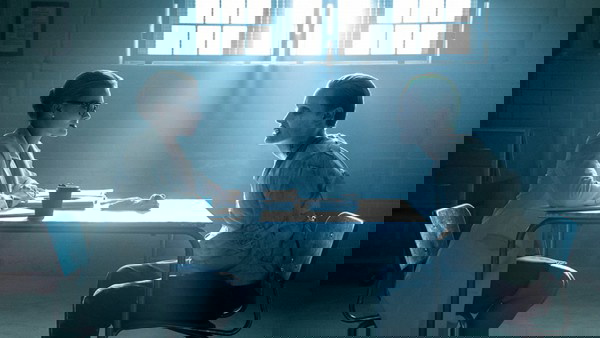 Arlequina e Coringa no Asilo Arkham