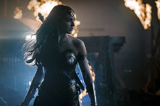 As 11 super-heroinas mais poderosas da DC Comics