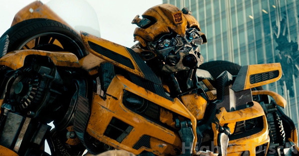 Bumblebee: sequência pode ter participação de Optimus Prime