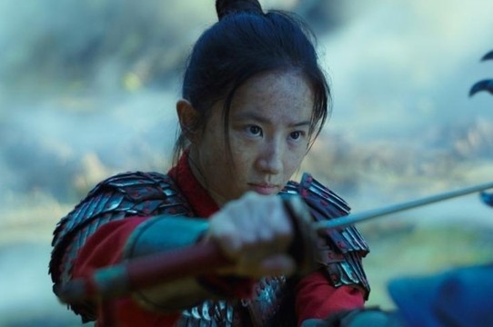 Cinemark lança combo especial com copo para Mulan!