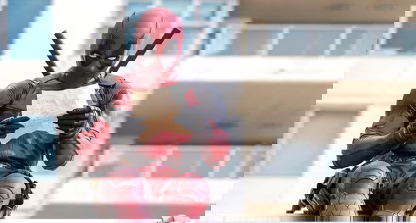 Deadpool vendo seu plano desenhado