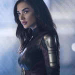 Descubra a Moça de Saturno, integrante da Legião dos Super-Heróis