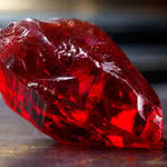 Descubra a origem da Pedra Filosofal do universo Harry Potter