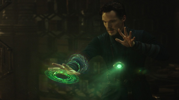 Colar dos Vingadores Dr. Estranho: Olho de Agamotto