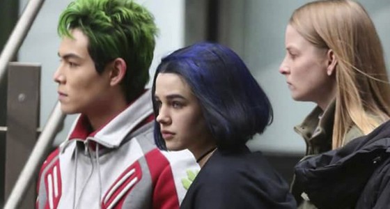 Titans: Fotos das gravações apresentam os visuais de Mutano, Ravena e  Estelar na série dos Jovens Titãs