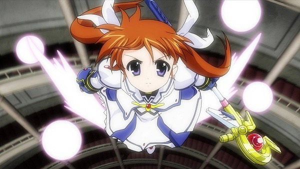 Personagem de anime com diferentes poses de uma mulher com uma