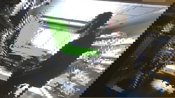 OLIVER-HOSPITAL-ARROW