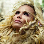 Saiba mais sobre Easter, a deusa da Páscoa de Deuses Americanos