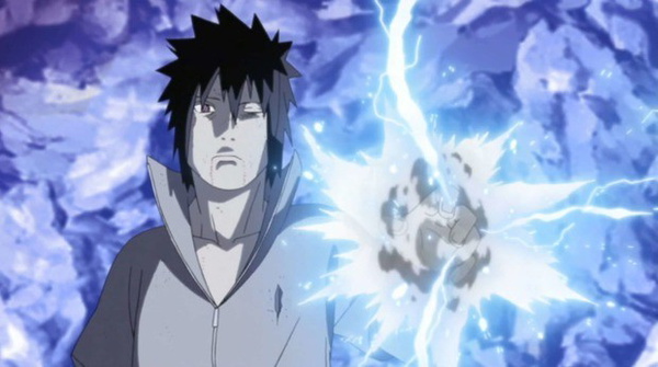 Sasuke foi quem despertou o Sharingan com menas idade?