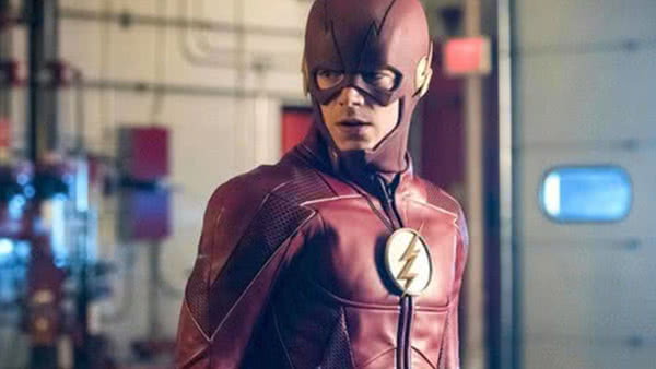 O QUE ACONTECEU NO FINAL DE THE FLASH? COMO ESSE CARA FOI PARAR LÁ? FINAL  EXPLICADO DE THE FLASH! 