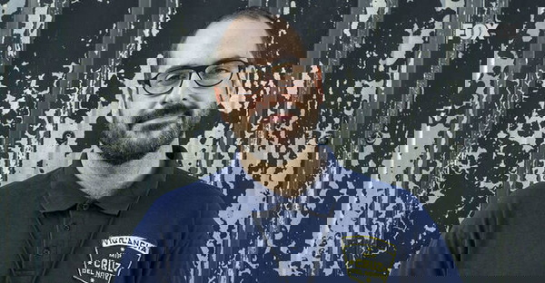 vis a vis personagens